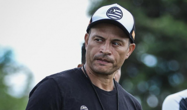 Alex Souza destaca calor e exalta vitória do Athletic sobre o Criciúma