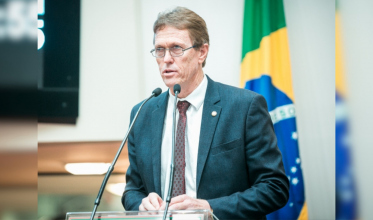 Sábado de Convenções: deputado Weber e Genesio Spillere são suplentes de Amin