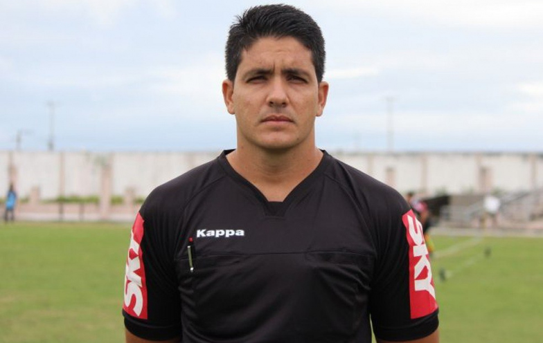 Criciúma protesta contra arbitragem e pede providências à CBF após empate com o Juventude
