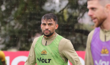 Reforço do Tigre, Ronald participa de treino e pode estrear contra a Ponte Preta