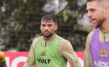 Reforço do Tigre, Ronald participa de treino e pode estrear contra a Ponte Preta