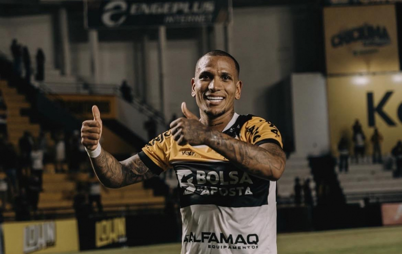Otero é dúvida para duelo contra o Athletic após sentir dores no joelho