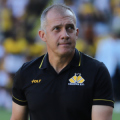 365 dias de Eduardo Baptista: trabalho, pressão e reconstrução no Majestoso