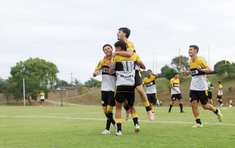 Base carvoeira: Criciúma encara o Avaí no Brasileirão Sub-20