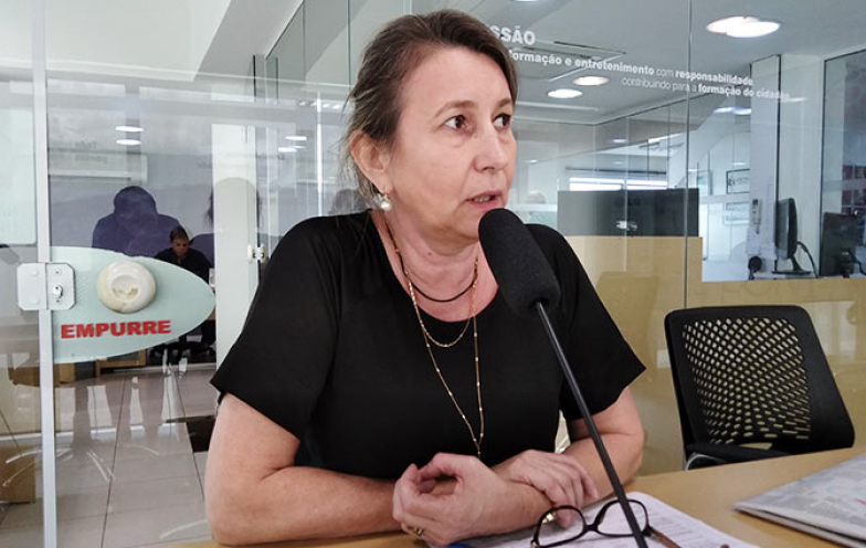 Promotor barra designação de Kátia Smielevski para coordenar grandes obras