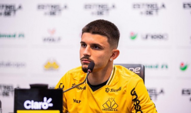 Léo Mana fica no Tigre até a metade do ano