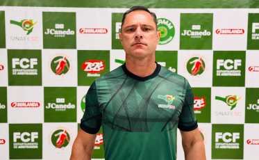 Cinesio Mendes Júnior apita Criciúma x Avaí 