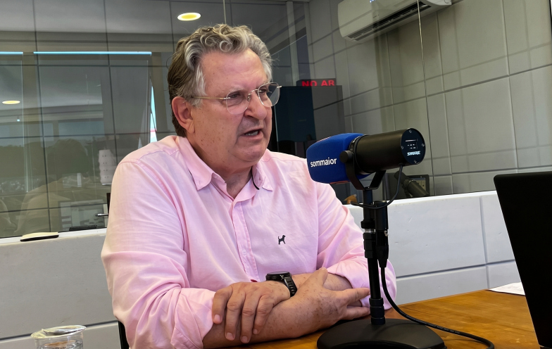 Rampinelli pode ser suplente de Carol de Toni ao Senado