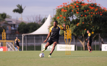Após 462 dias, Cauê Santos está perto de voltar a ser titular em uma partida oficial