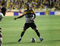 Jhonata Robert tem lesão grau 2 na posterior da coxa 