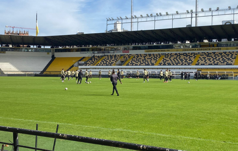 Eduardo Baptista prepara mudanças no Criciúma para encarar o Operário-PR