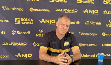 Eduardo Baptista projeta Série B, destaca disputa na ala esquerda e reforça metas do Criciúma