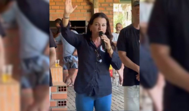 (VIDEO) Prefeita do MDB do Sul declara apoio para o governador Jorginho