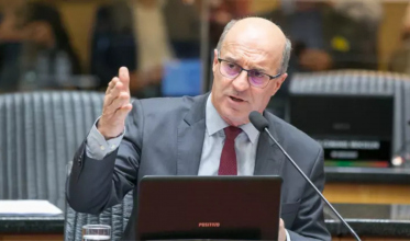 Deputado rebate Amin, diz que nunca foi contra filiação de Moisés e defende apoio a Jorginho