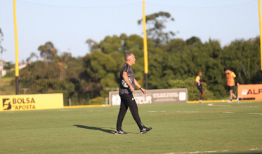 Eduardo Baptista surpreende e muda o time