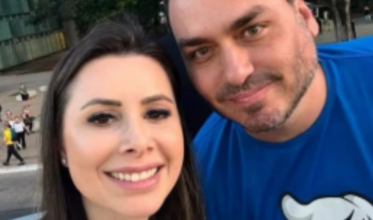 Jair Bolsonaro anuncia Carlos e Carol ao Senado (VÍDEO)