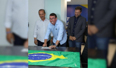 Ricardo Oliveira filia no Novo para ser candidato a federal