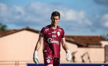 Criciúma encaminha contratação do goleiro Airton