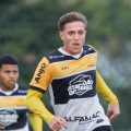 Criciúma renova contrato do volante Lucas Bugs até o fim de 2027