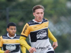 Criciúma renova contrato do volante Lucas Bugs até o fim de 2027