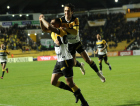 Criciúma de Umberto Louzer tem marca registrada: gols no início do segundo tempo