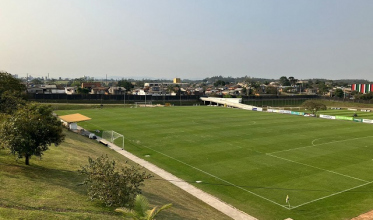 Criciúma confirma implantação de gramado sintético no CT