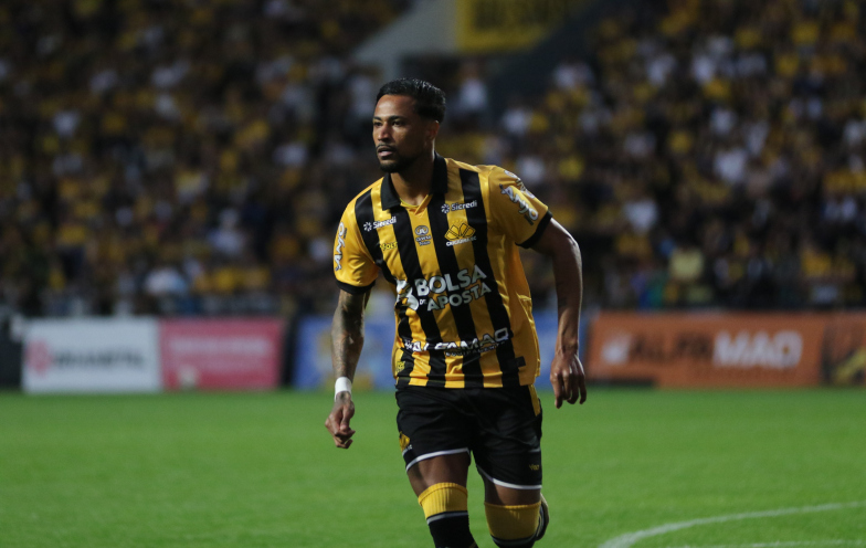Diego Gonçalves marcou metade dos gols do Criciúma contra o Athletic
