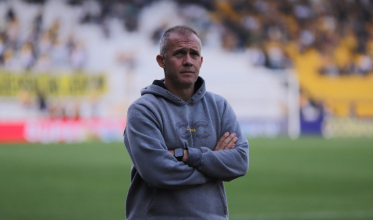 Criciúma renova com Eduardo Baptista até 2027