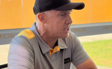 Briga pelo título, Marcelo Hermes na estreia e a busca por volante