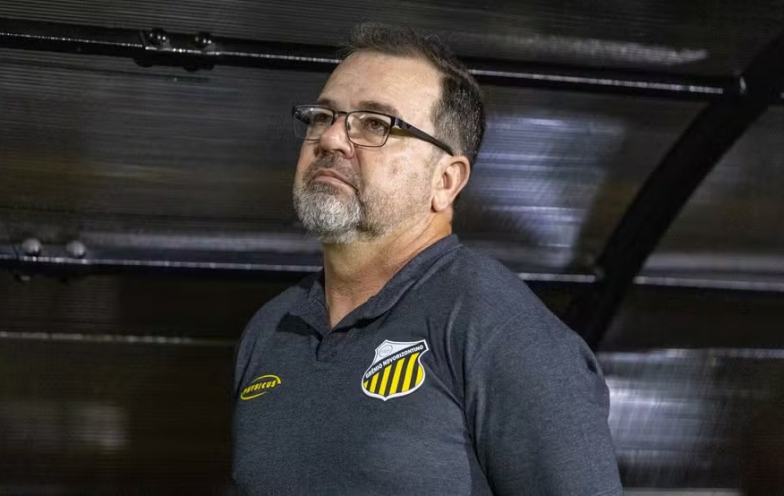 Enderson Moreira diz que Novorizontino merecia vencer, afirma que Criciúma pouco criou e critica postura do goleiro Pedro