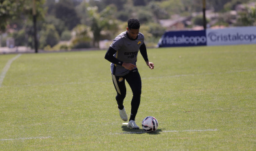 Felipinho se reapresenta; Delegação inicia viagem para Cuiabá 
