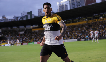 Faltando duas rodadas, Criciúma está colado no G-4 