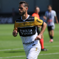 “Foi um jogo atípico”: Fellipe Mateus reconhece falhas e projeta reação do líder na Série B