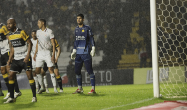 Inspirado em Neuer, Pedro celebra estreia e sonha alto no Criciúma