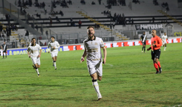 Com virose, Marcelo Hermes foi ausência do treino