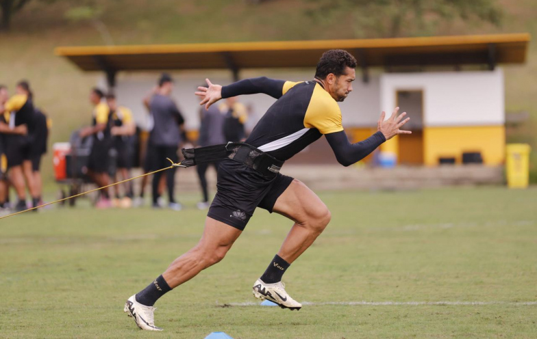 Criciúma tem incertezas em todos os setores antes de encarar o CRB