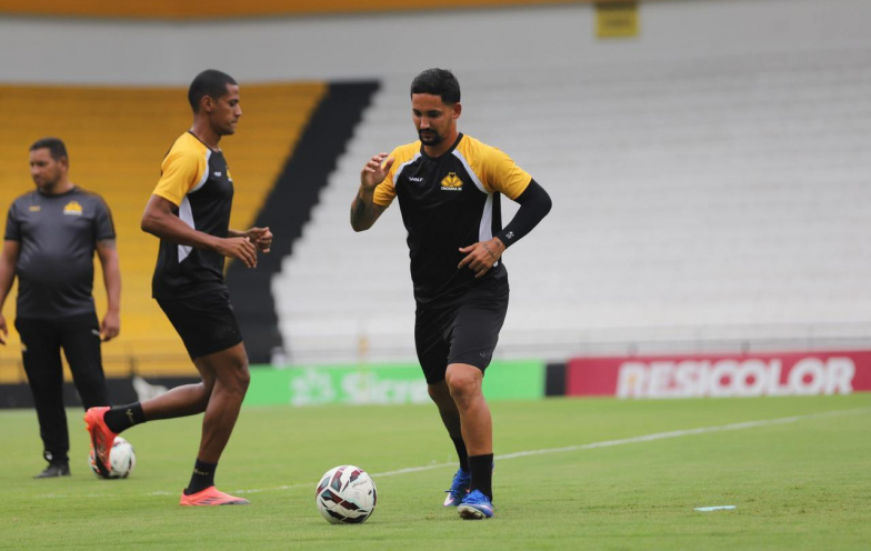 Reencontro com o Athletic relembra o primeiro gol de Jhonata Robert pelo Tigre