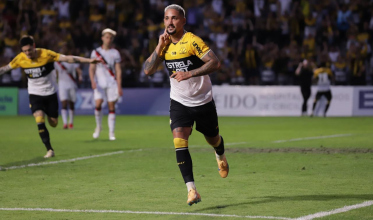 Jonatha Robert celebra gol decisivo, fala sobre superação e exalta união do grupo