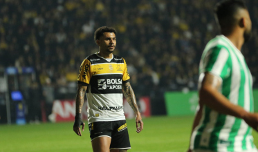 Willean Lepo sente o adutor e Fellipe Mateus suspenso