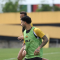 Delegação tricolor chega a Fortaleza para duelo contra o Ceará