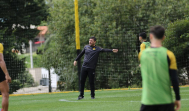 César Martins viaja para Recife, e Louzer mantém dúvida sobre esquema do Criciúma
