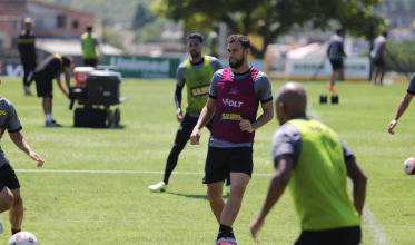 Criciúma pode ter mudanças na defesa diante da Chapecoense