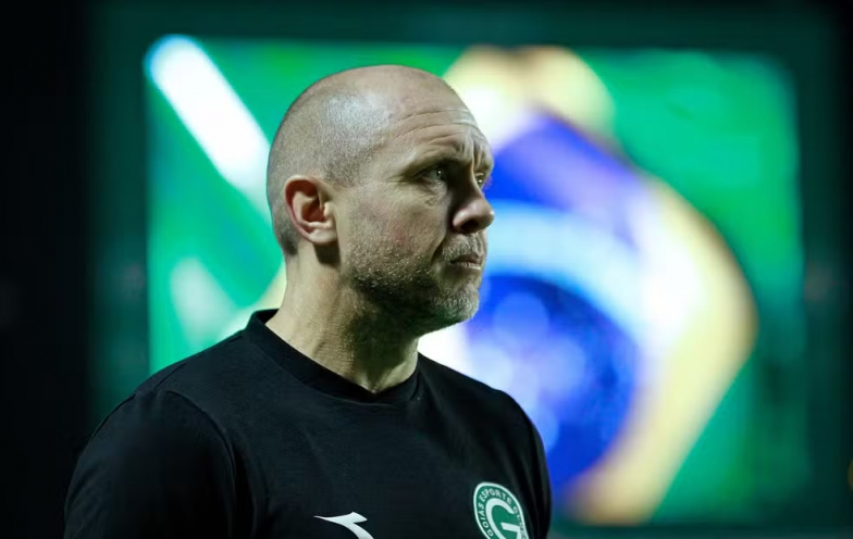 “Temos que fazer adaptações”: Mozart projeta duelo com o líder Criciúma