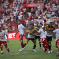 Rodrigo e Cesar Martins reaparecem no gramado em reapresentação do Criciúma