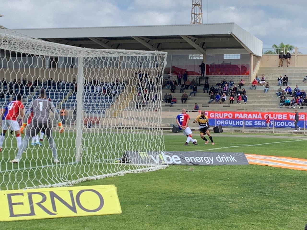 Criciúma luta, empata aos 52' com o Sport e faz o melhor jogo da