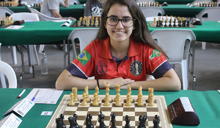 Kathiê é finalista do Campeonato Brasileiro de Xadrez