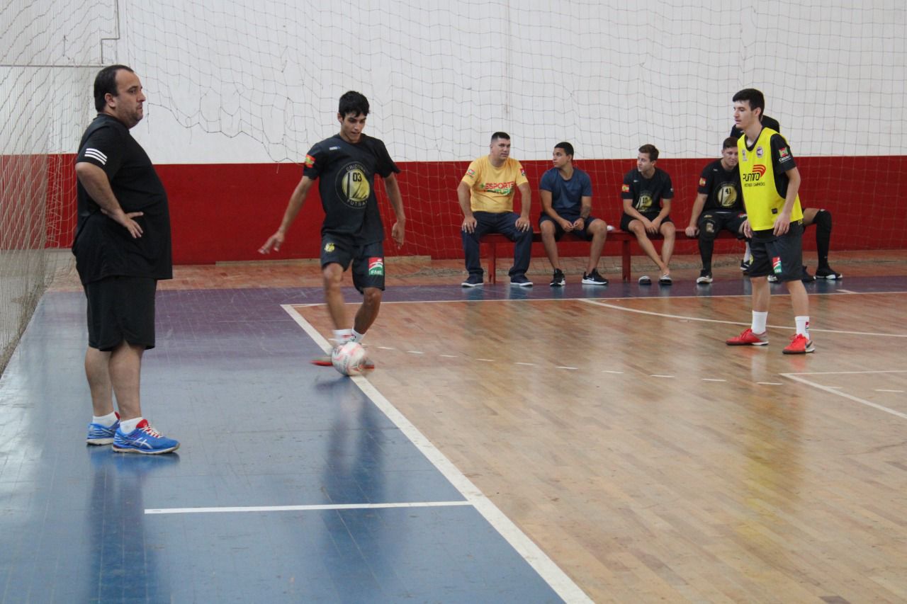 A bola vai rolar para o futsal masculino de Criciúma - Esporte - 4oito