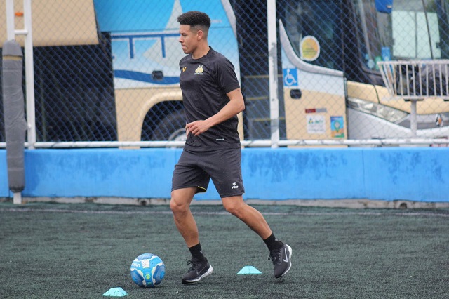 Marquinhos Gabriel volta a treinar em campo após operar hérnia - ESPN